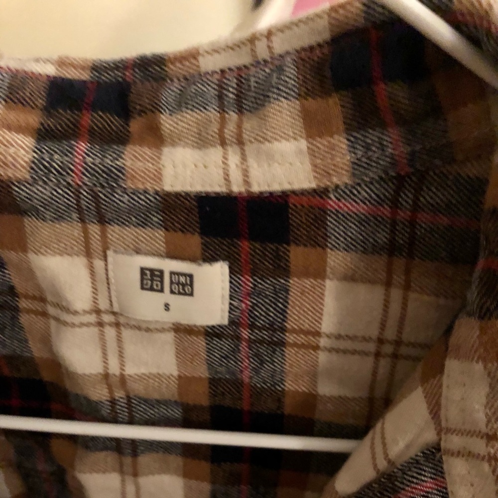Uniqlo shirt